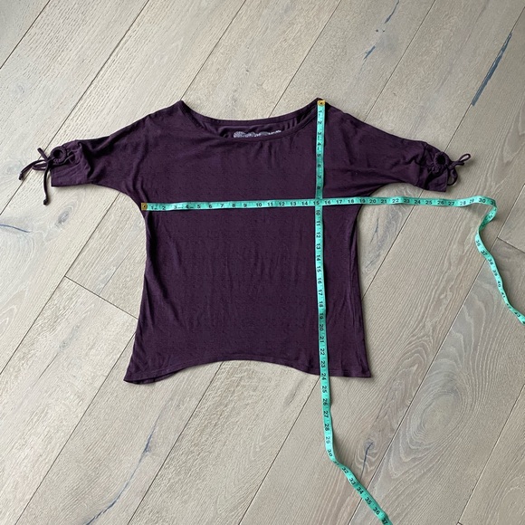 Nomads Top with 3/4 Sleeve - Picture 7 of 7